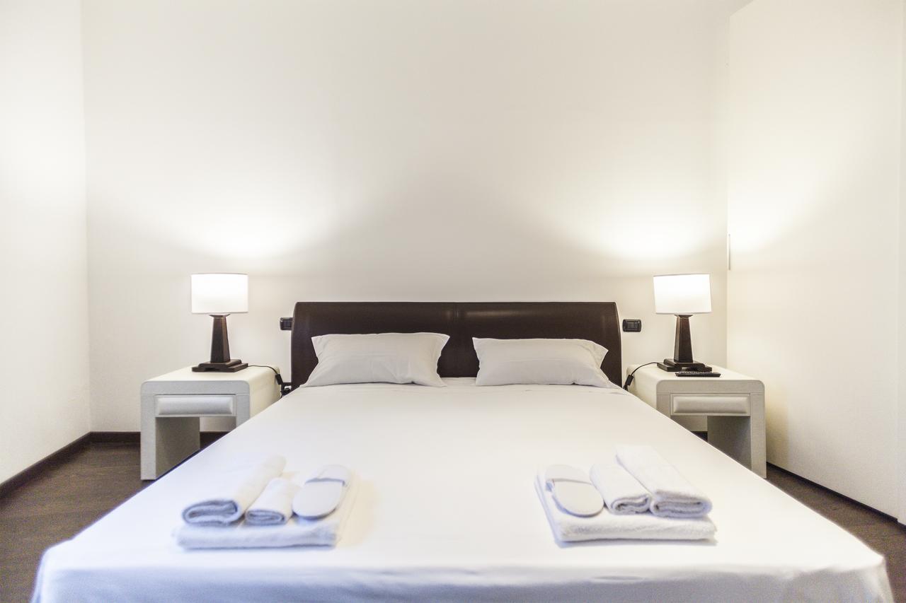 Hemeras Boutique Homes - Design Apartments In Milan Center Luaran gambar
