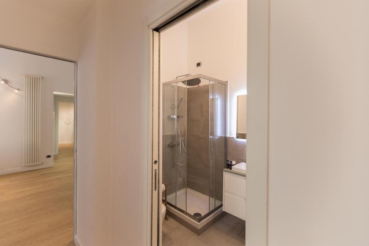 Hemeras Boutique Homes - Design Apartments In Milan Center Luaran gambar
