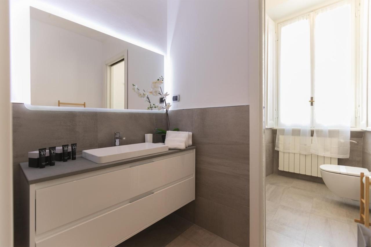 Hemeras Boutique Homes - Design Apartments In Milan Center Luaran gambar