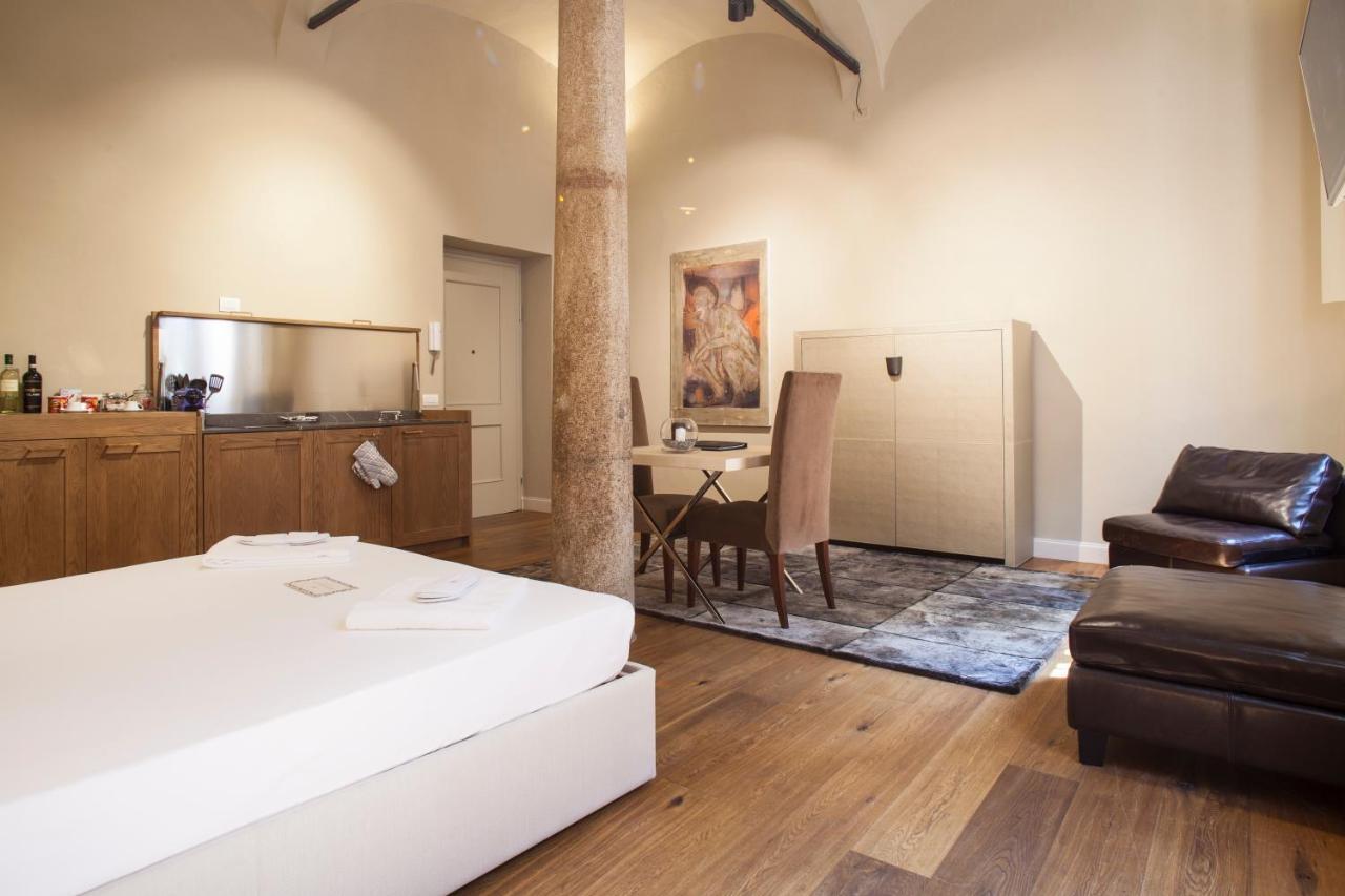 Hemeras Boutique Homes - Design Apartments In Milan Center Luaran gambar
