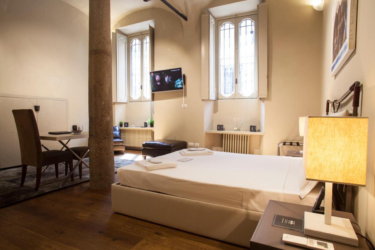 Hemeras Boutique Homes - Design Apartments In Milan Center Luaran gambar